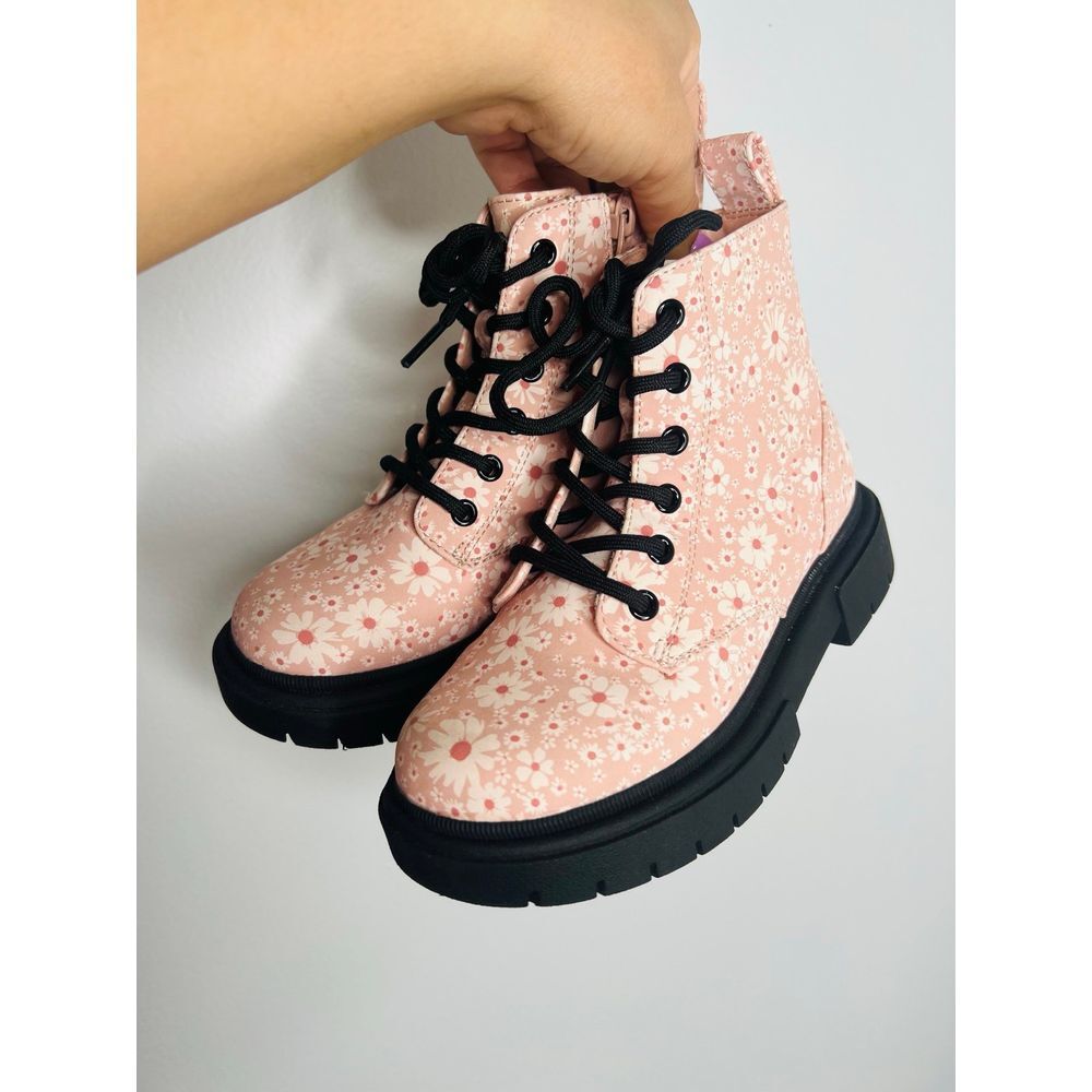 NWOB Art‎ Class Kids Floral Lace Up Zipper Boots Size 1